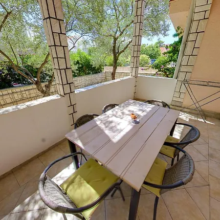 Apartmani Nena Povljana Exterior photo
