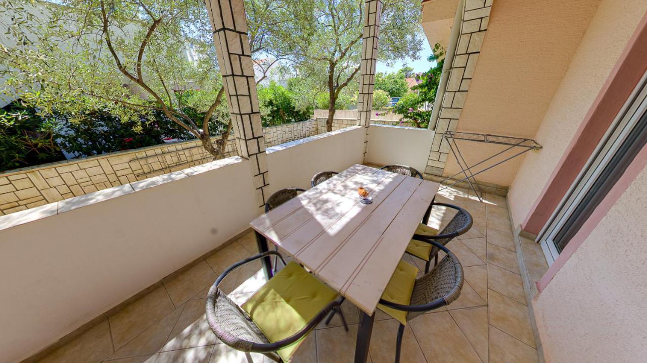 Nena Apartment